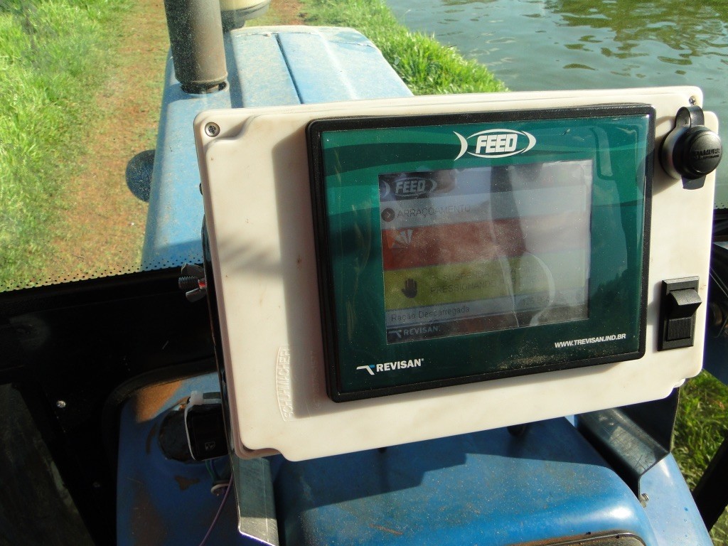 Sistema automatizado para alimentador de peixes
